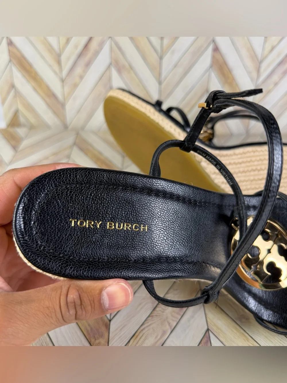 Tory Burch like new